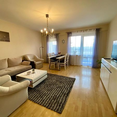 Apartament Rzeszow Hetmanska Lägenhet Exteriör bild